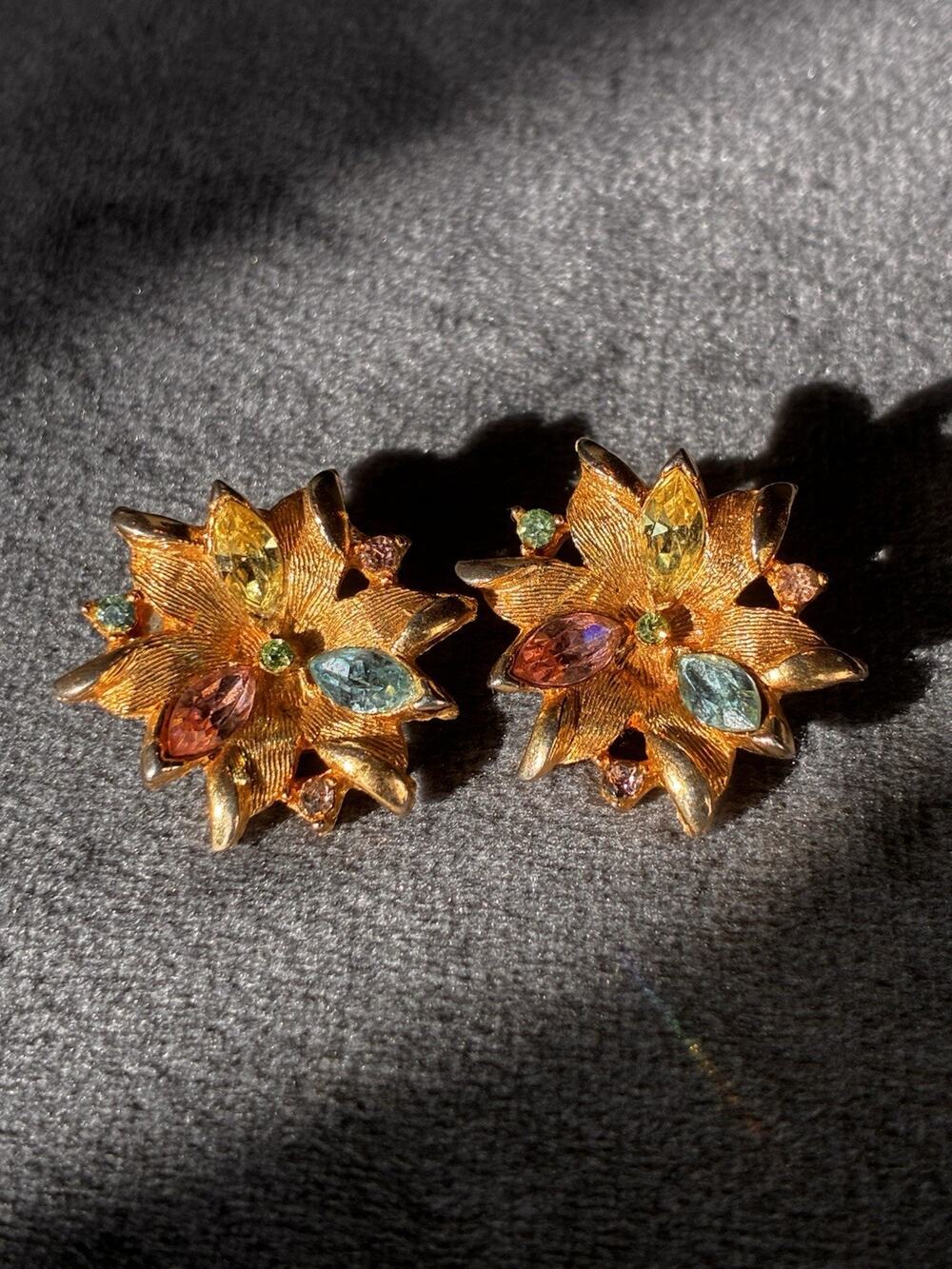 Vintage Pastel Rhinestone Clip On Earrings Textured Tone Flowers